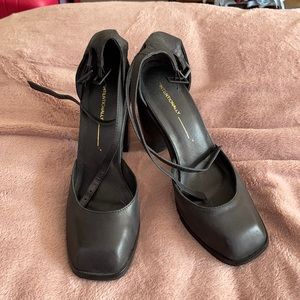 Chic and Cute! Leather Mary-janes